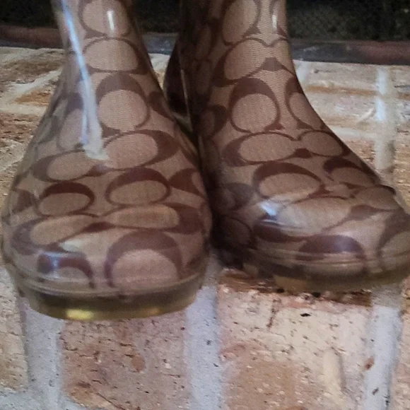 COACH RAIN BOOTS SZ 7 - Picture 3 of 7